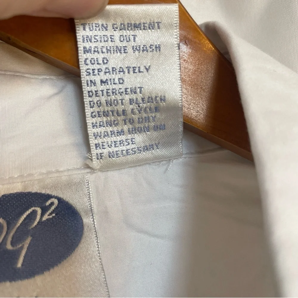 DG2 Diane Gilman Women’s Fitted White Button Down 3/4 Sleeves Shirt Blouse Small